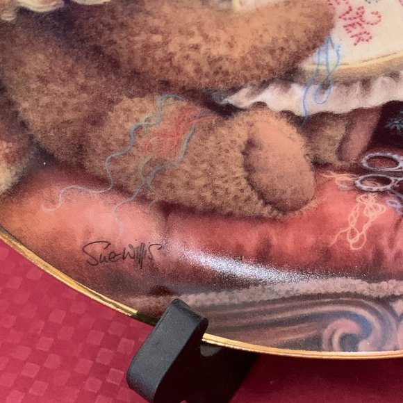 Franklin Mint FRIENDS ARE FUR EVER bear plate Sue Willis, fur-ever - Picture 3 of 7